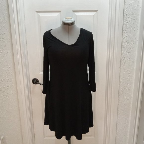 Cupio Dress - Picture 1 of 10